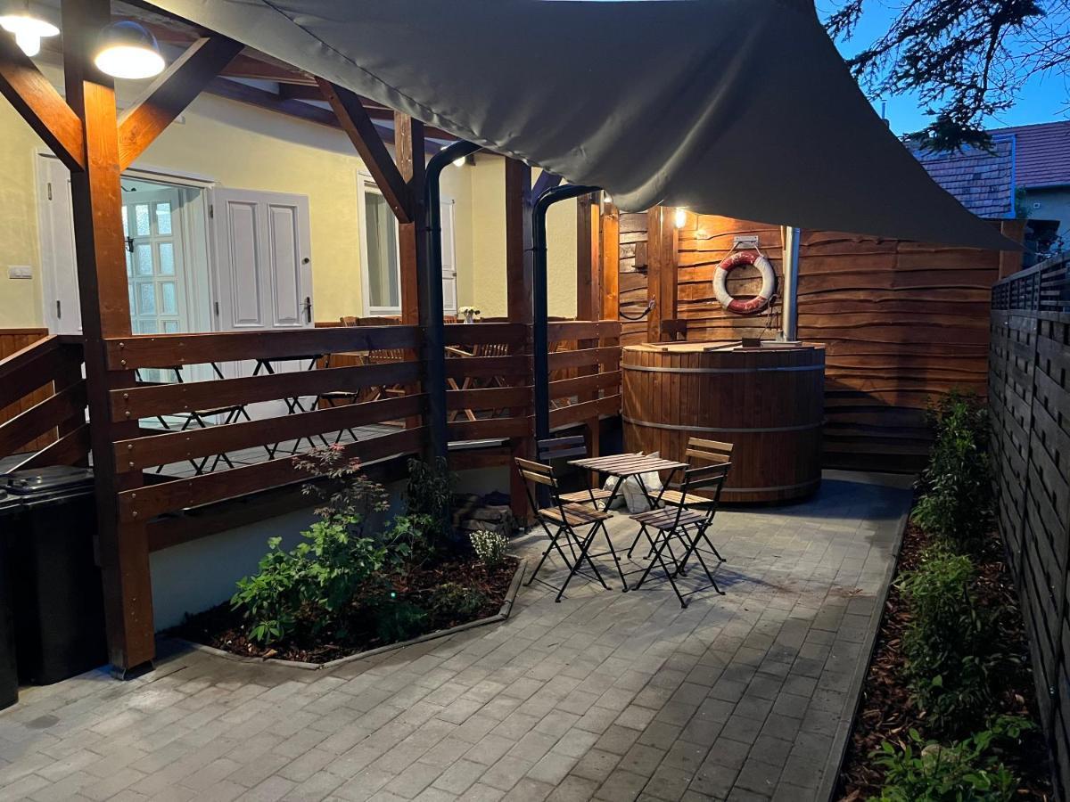 Peter Dock Boutique Villa Keszthely Exterior photo